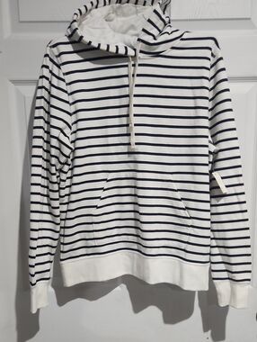 Amazon Essentials White and Navy Striped Hooded Pullover